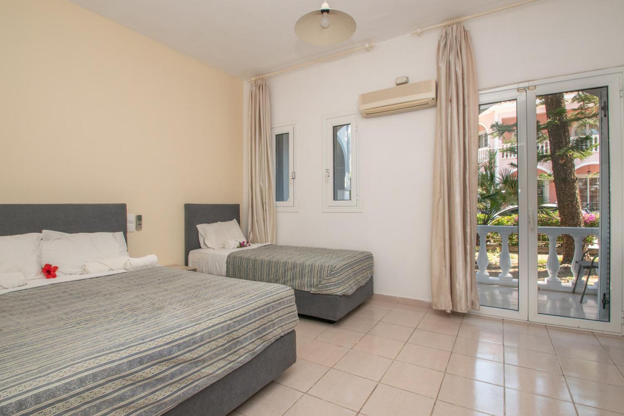 Markella Holiday Resort By "Elite" Marathias  Exterior photo