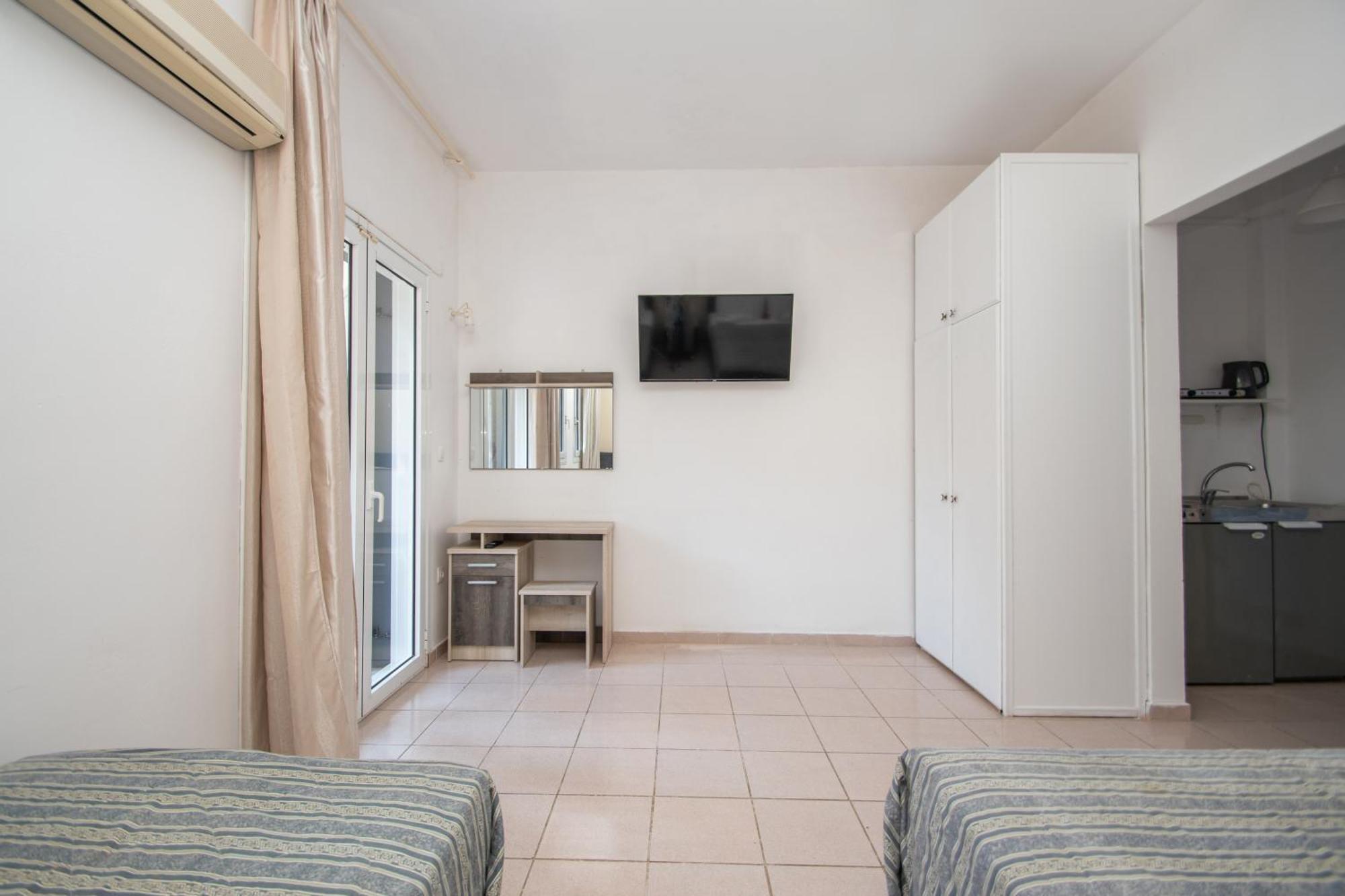 Markella Holiday Resort By "Elite" Marathias  Exterior photo