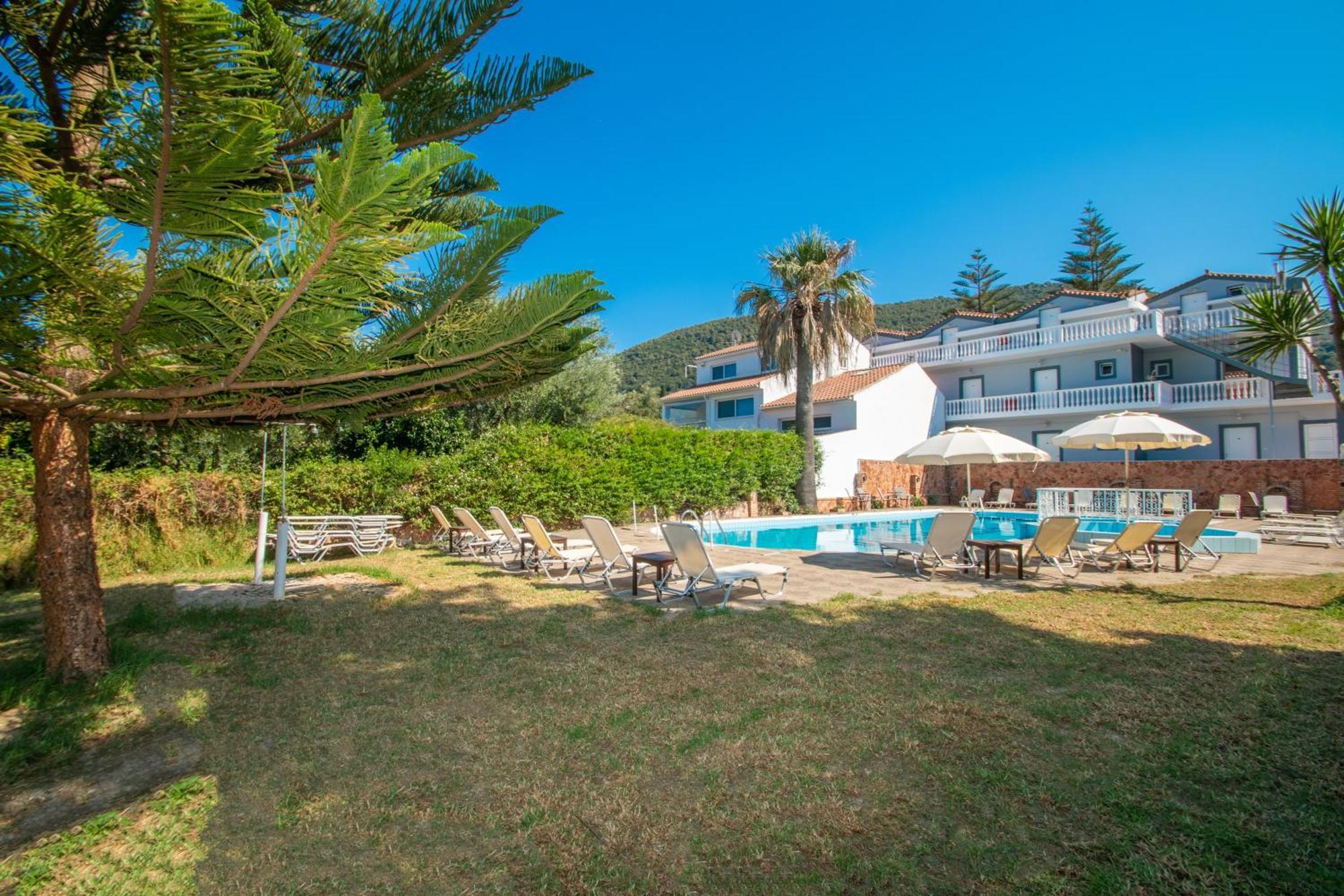 Markella Holiday Resort By "Elite" Marathias  Exterior photo
