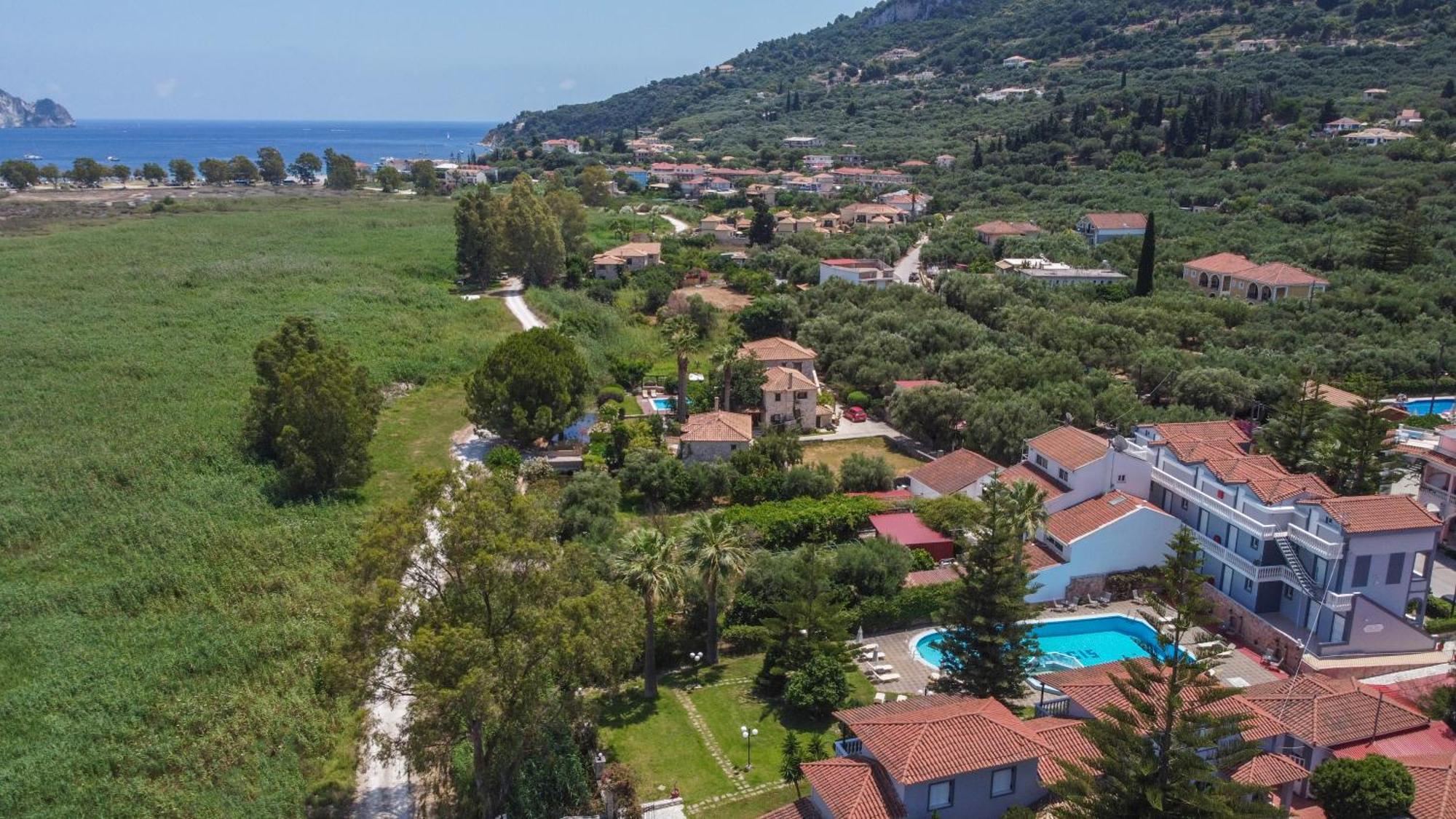 Markella Holiday Resort By "Elite" Marathias  Exterior photo